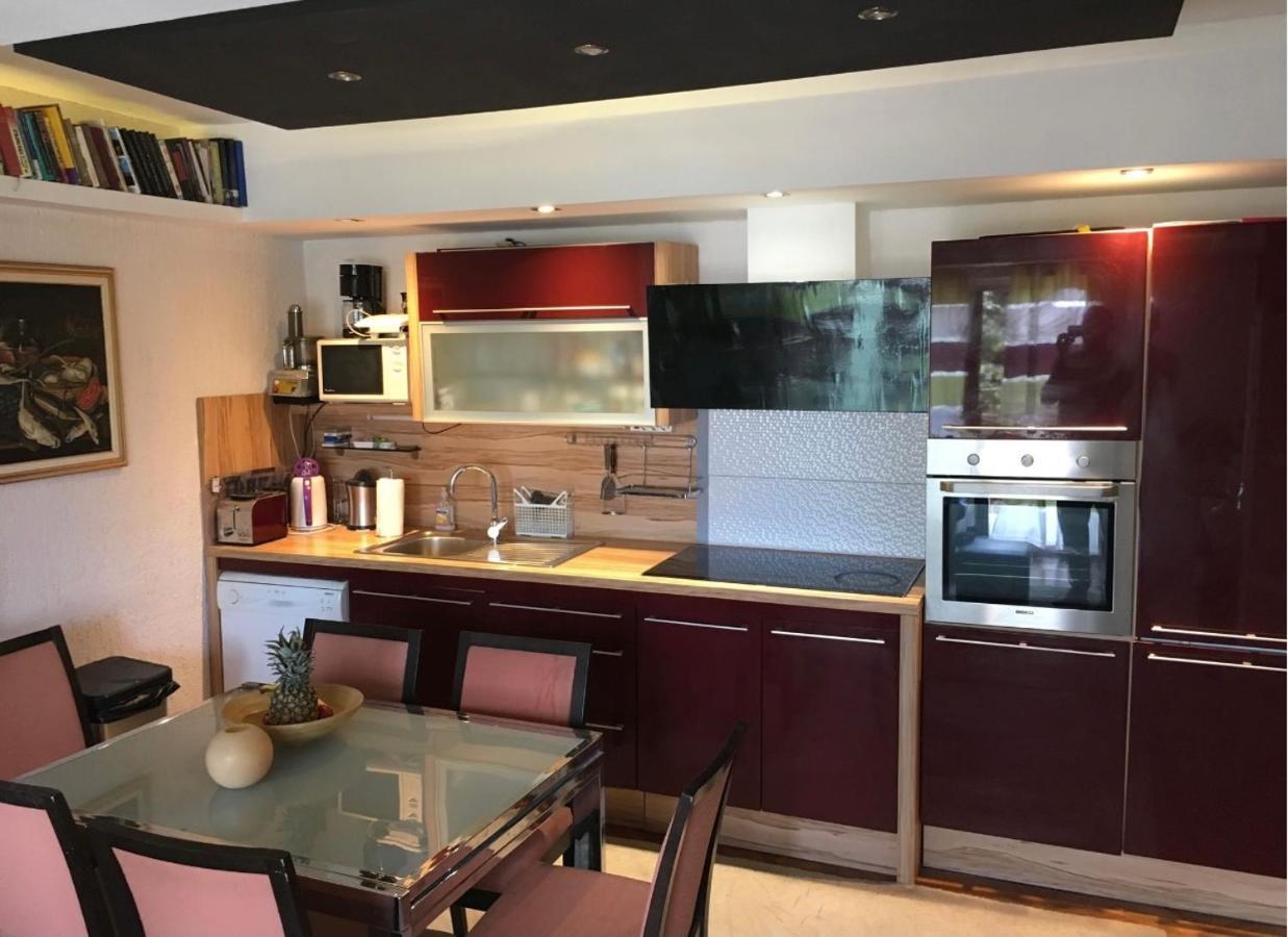 Ana Apartments Опатія Екстер'єр фото